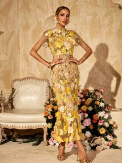 Alirio Embroidered Flower Midi Dress
