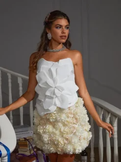 Bayard Strapless Flower Top In White