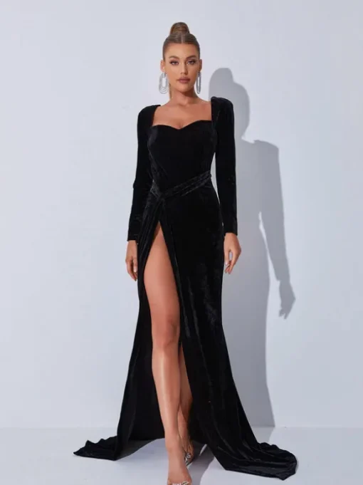 Bernice Long Sleeve Gloves Velvet Maxi Dress In Black