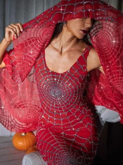 Calyx Cobweb Sequin Veil In Red