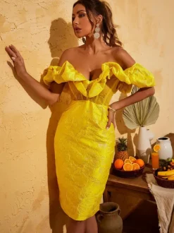Giselle Jacquard Off Shoulder Midi Dress In Yellow