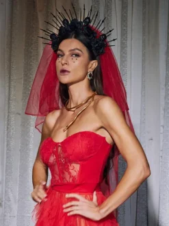 Isandro Flower Skull Crown