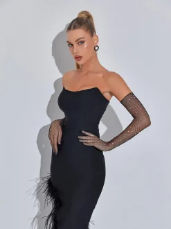 Pauline Diamond Fishnet Gloves In Black