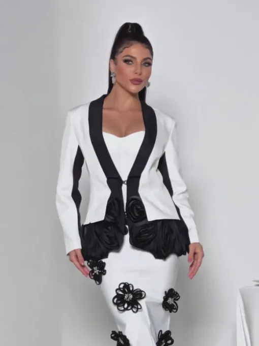 Raekwon Long Sleeve Flower Blazer