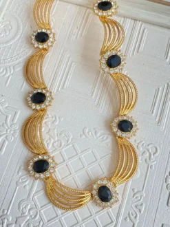 Sappho Curvy Crystal Necklace