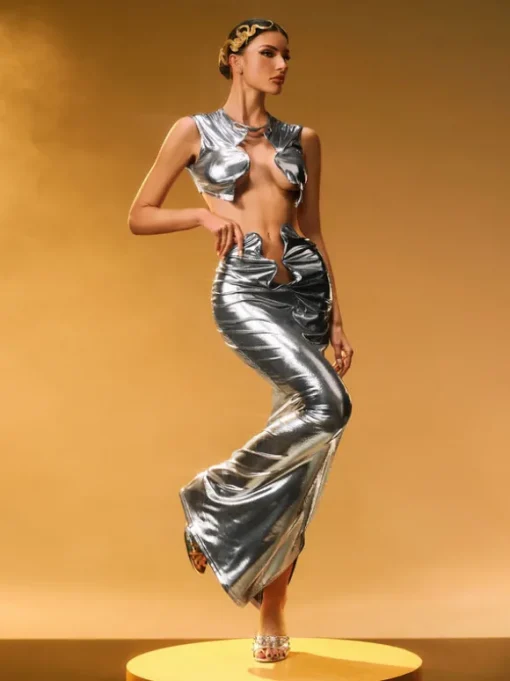 Taralynn Ruffle Ruched Metallic Skirt Set In Silver