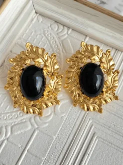 Visen Leaf Embellished Earrings